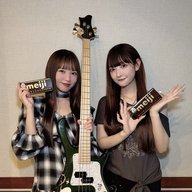 ゲストに #きゅるりんってしてみて から #チバゆな さんをお迎え❣️個性あふれる公式プロフィールを深掘り👀 #MINAの軽音部🍫