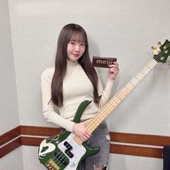 たぎたぎなMINA部長！ "フリー様と感動の再会❤️‍🔥" #MINAの軽音部