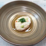 🥣『 枝豆と夏野菜のふんわり冷やっこい 豆腐しんじょう 』🤍🫛✨夏に嬉しいひんやり感！ふんわりなめらか食感😋