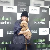 歌手＆俳優として活躍中のレイニさんと朝みみ！トーク🐩vol.1 　／　初対面のレイニさんと番組犬テコ。この落ち着きの裏には、、、次週に続く🐶