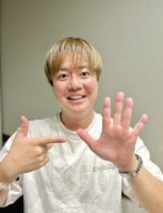 「いろんな所にシュウペイいるよ〜」