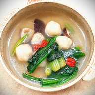 🥣『 ほうれん草とすりみ肉団子のスープ 』🐟🐷✨お魚とひき肉のダブルの旨みがギュッ！😋