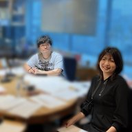 永岡アナの眼鏡とこめかみ上のシミ
